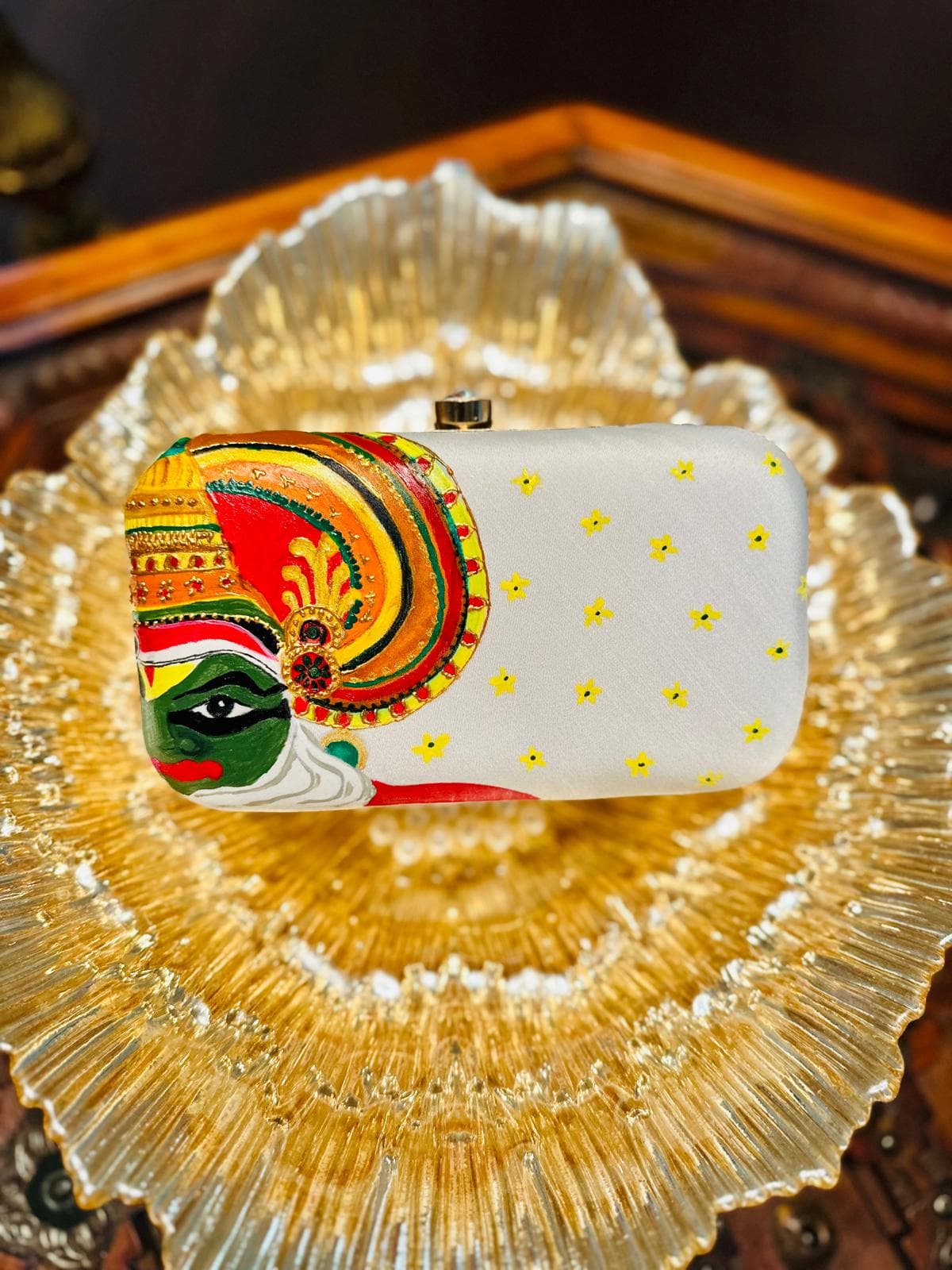 Kathakali face hand-painted clutch